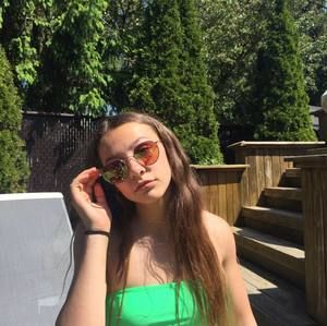 Meet your Posher, Juliane